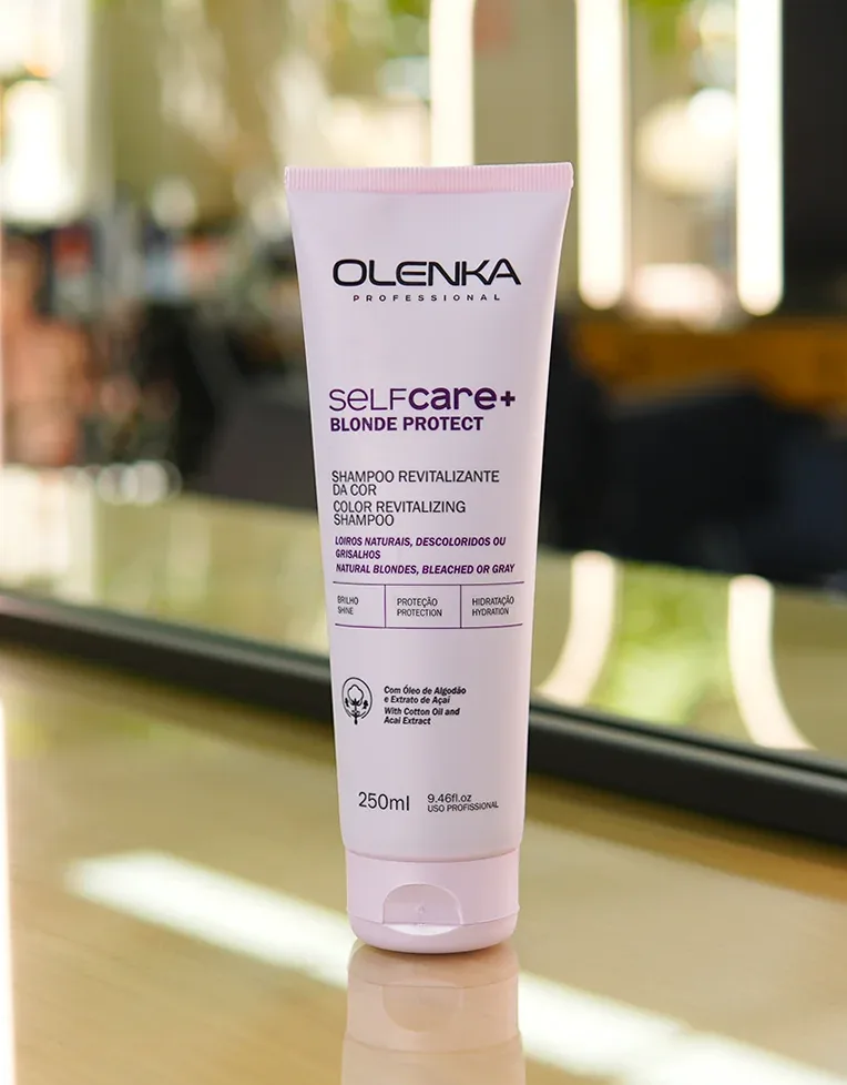 Self Care+ Blonde Protect Shampoo Revitalizante da Cor Olenka